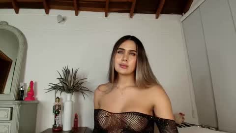 Marihana online show from February 8, 2025, 3:08 am