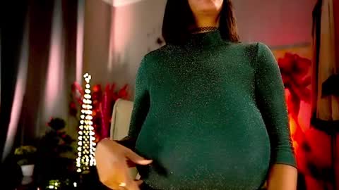 Snapshot of mariicha chatting on February 8, 2025, 6:43 am Nikita - Scroll down and read my bio please. New Pictures in Bio online show from February 8, 2025, 6:43 am