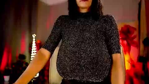 Snapshot of mariicha chatting on October 29, 2025, 6:59 am Nikita - Scroll down and read my bio please. New Pictures in Bio online show from October 29, 2025, 6:59 am