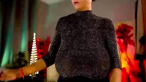 Snapshot of mariicha chatting on January 17, 2026, 7:02 am Nikita - Scroll down and read my bio please. New Pictures in Bio online show from January 17, 2026, 7:02 am