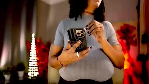 Snapshot of mariicha chatting on February 12, 2026, 6:52 am Nikita - Scroll down and read my bio please. New Pictures in Bio online show from February 12, 2026, 6:52 am