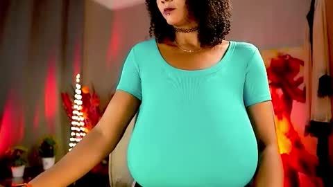 Snapshot of mariicha chatting on February 25, 2026, 7:07 am Nikita - Scroll down and read my bio please. New Pictures in Bio online show from February 25, 2026, 7:07 am