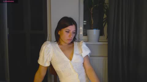 Mari online show from November 29, 2025, 9:18 pm