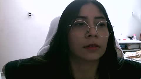 marilove40925 online show from November 9, 2025, 4:00 am