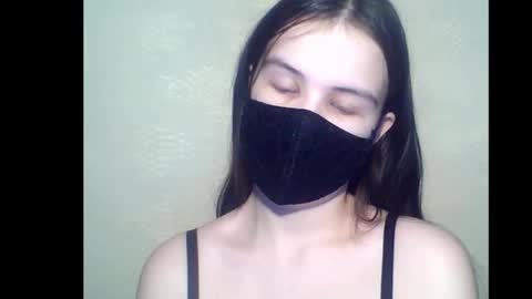 Dita online show from February 17, 2025, 9:52 pm