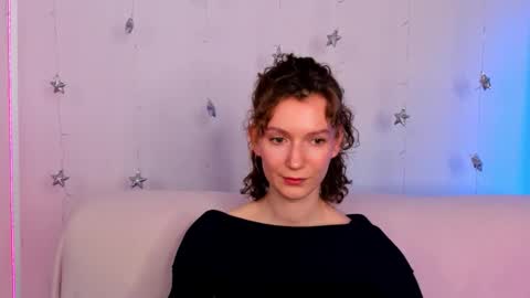 marinahottie online show from February 4, 2026, 11:27 am