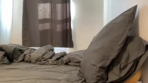 Z online show from January 25, 2025, 4:57 pm