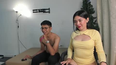 Snapshot of marioandmia chatting on February 8, 2025, 1:43 am marioandmia online show from February 8, 2025, 1:43 am