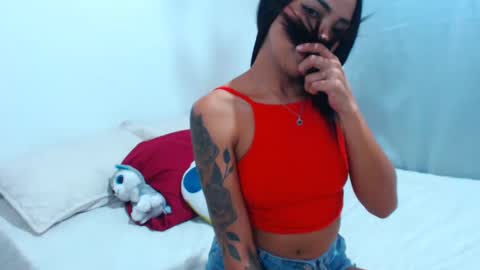 Snapshot of marisajara_ chatting on March 5, 2025, 12:59 am marisa online show from March 5, 2025, 12:59 am