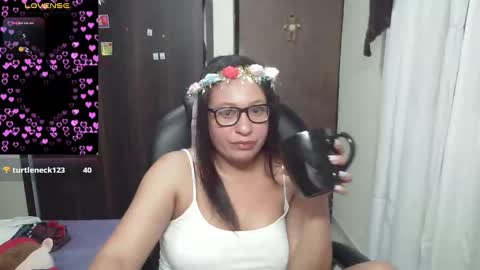Snapshot of maritsa_millerr chatting on December 16, 2024, 2:27 pm maritsa online show from December 16, 2024, 2:27 pm