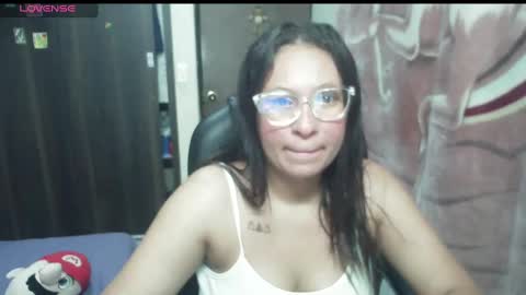 Snapshot of maritsa_millerr chatting on February 13, 2025, 10:34 am maritsa online show from February 13, 2025, 10:34 am