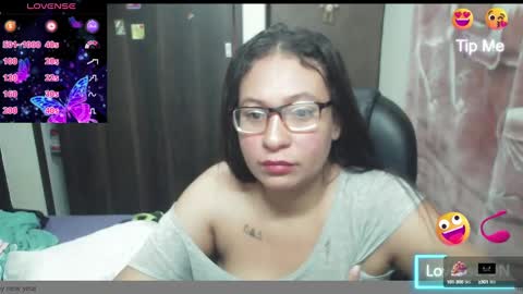 Snapshot of maritsa_millerr chatting on March 7, 2025, 9:51 am maritsa online show from March 7, 2025, 9:51 am