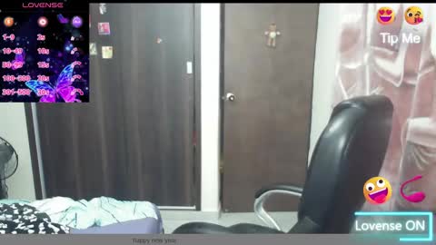 Snapshot of maritsa_millerr chatting on March 12, 2025, 10:37 am maritsa online show from March 12, 2025, 10:37 am