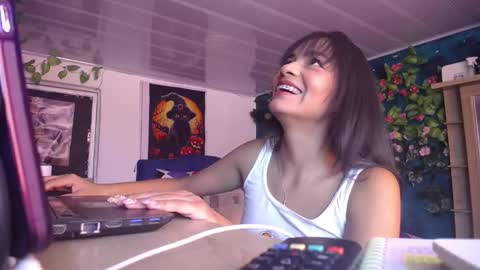 Snapshot of maritza_ferrerr chatting on February 5, 2025, 12:27 pm Maritza Ferrer -Samara Beltran online show from February 5, 2025, 12:27 pm