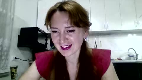 mariza_love359092 online show from February 5, 2026, 9:52 pm