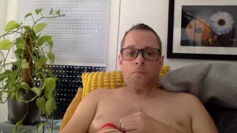 Little Mark online show from April 8, 2026, 8:25 am