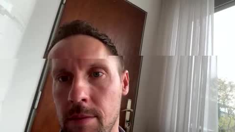 Mark online show from November 11, 2025, 12:16 pm