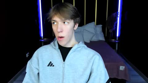 Mark online show from March 6, 2026, 4:03 pm