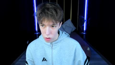 Mark online show from May 17, 2026, 9:38 am