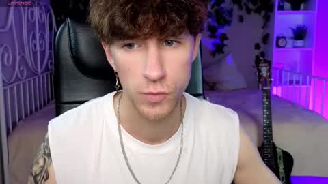 Snapshot of mark_caron chatting on October 16, 2025, 8:32 pm mark_caron online show from October 16, 2025, 8:32 pm