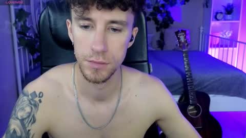 Snapshot of mark_caron chatting on November 25, 2025, 9:15 pm mark_caron online show from November 25, 2025, 9:15 pm