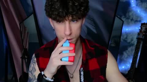 mark_caron online show from April 11, 2026, 8:57 pm