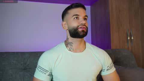 Mark online show from November 4, 2025, 9:58 pm