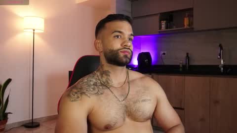 Mark online show from January 11, 2026, 9:42 pm