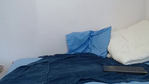 Snapshot of mark_islington chatting on December 17, 2025, 9:26 am mark_islington online show from December 17, 2025, 9:26 am