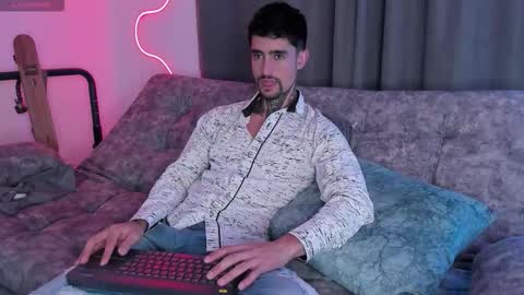  mark kamper  online show from September 19, 2025, 11:38 pm