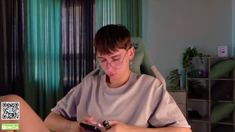 Mark online show from November 16, 2025, 3:23 am