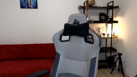 mark_shturman online show from February 17, 2026, 6:43 am