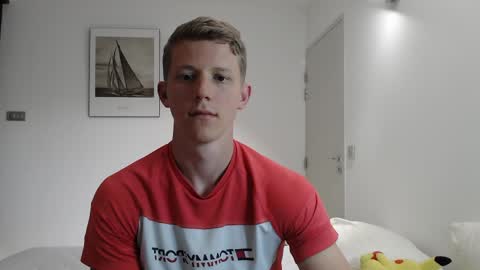 mark_shturman online show from April 22, 2026, 5:32 am