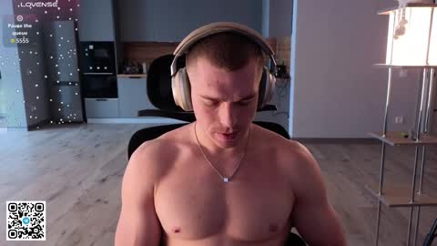 Mark online show from September 11, 2025, 9:42 am