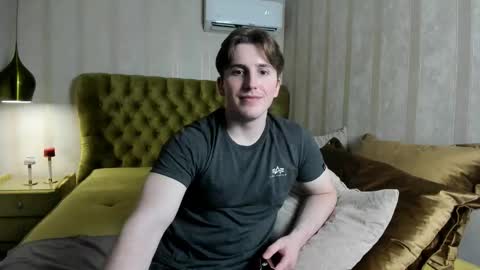 Snapshot of mark_yeti chatting on November 26, 2025, 1:12 pm Mark online show from November 26, 2025, 1:12 pm