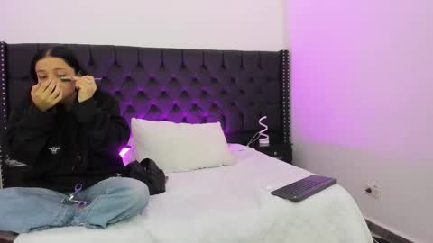 Snapshot of markandphilip chatting on November 26, 2025, 11:33 am markandphilip online show from November 26, 2025, 11:33 am