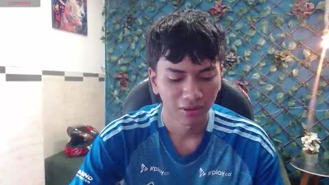 markbowie online show from December 16, 2025, 1:38 pm