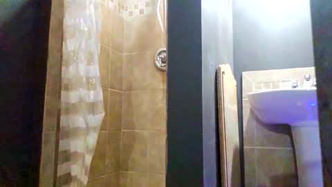 Snapshot of markjomes chatting on January 17, 2026, 9:14 am Mark Jomes online show from January 17, 2026, 9:14 am