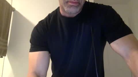 Snapshot of markk702 chatting on October 21, 2025, 2:34 am markk702 online show from October 21, 2025, 2:34 am