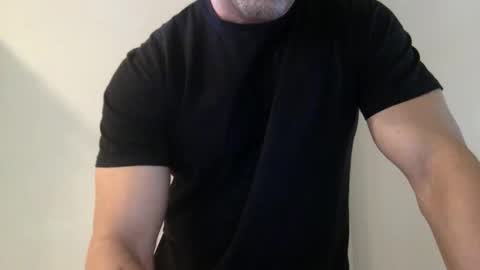 Snapshot of markk702 chatting on October 29, 2025, 6:20 pm markk702 online show from October 29, 2025, 6:20 pm