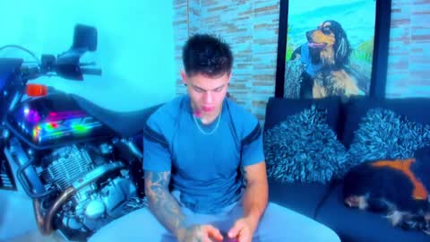 Sebastian online show from February 9, 2025, 7:09 pm