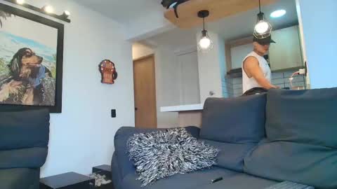 Sebastian online show from September 10, 2025, 10:32 pm