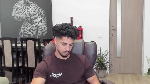 Snapshot of marktison chatting on October 19, 2025, 12:06 pm Tison online show from October 19, 2025, 12:06 pm