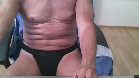 Snapshot of markusmuller chatting on June 18, 2026, 4:11 pm Markus online show from June 18, 2026, 4:11 pm