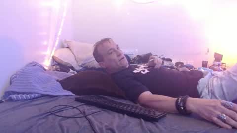 markymark101825061 online show from January 18, 2025, 1:08 am