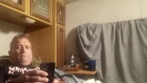 markymark101825061 online show from December 20, 2025, 1:56 am