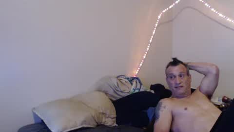 Snapshot of markymark515 chatting on March 10, 2025, 11:38 pm MarkyMark7169 online show from March 10, 2025, 11:38 pm