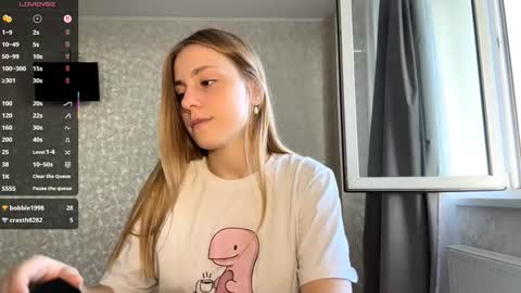 Snapshot of marlenagehlert chatting on September 19, 2025, 2:29 pm Olivia online show from September 19, 2025, 2:29 pm
