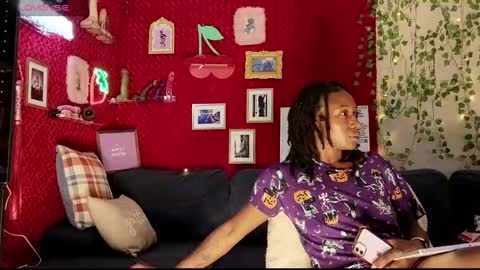 MarleyAquafina online show from September 21, 2025, 2:13 am