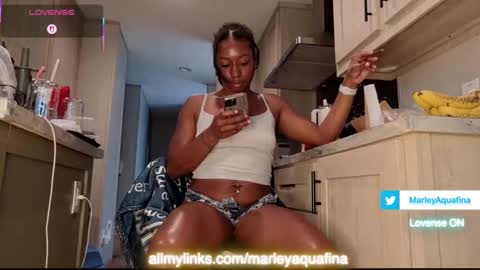 MarleyAquafina online show from September 25, 2025, 1:59 pm